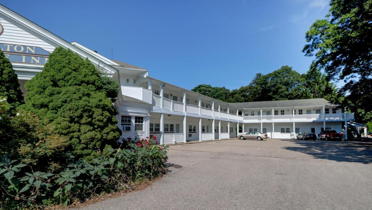 Hamilton Village Inn North Kingstown Esterno foto
