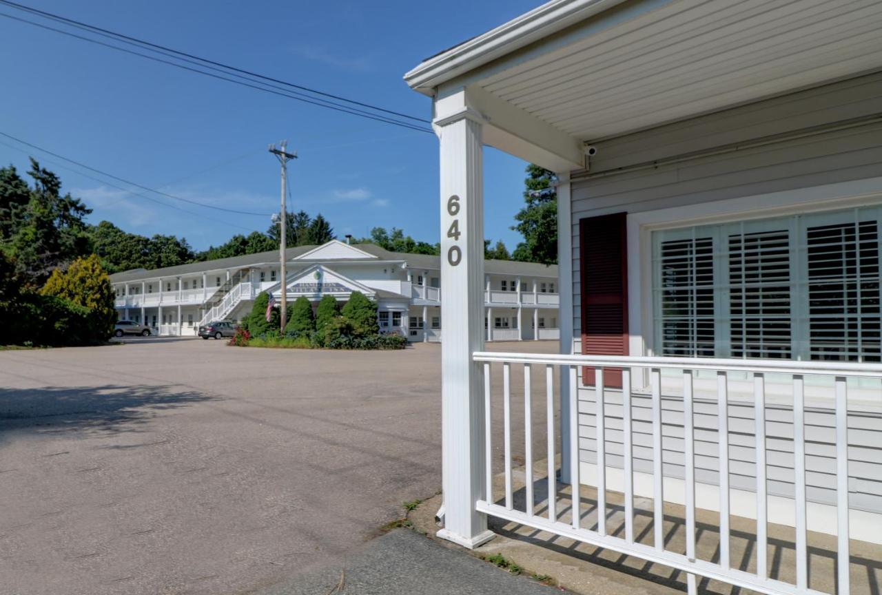 Hamilton Village Inn North Kingstown Esterno foto