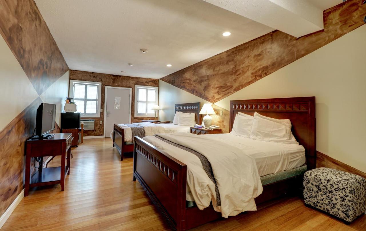 Hamilton Village Inn North Kingstown Esterno foto