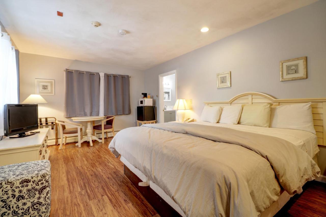 Hamilton Village Inn North Kingstown Esterno foto
